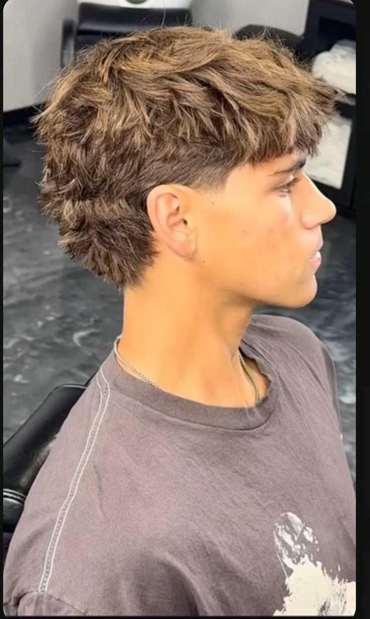 A textured crop with a clean low taper on the sides